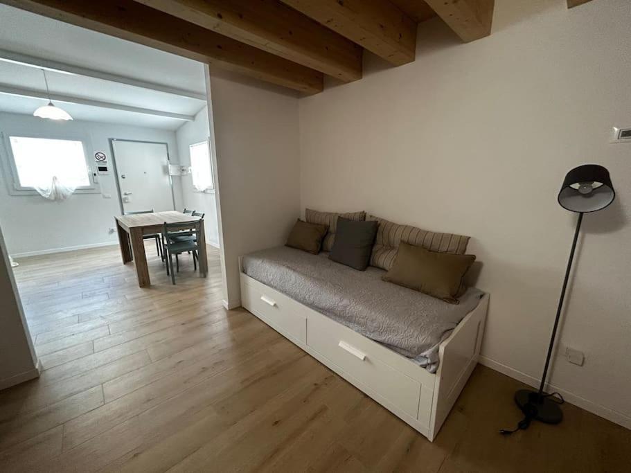 Casa Rielta, Tram E Parking Apartment Mestre Luaran gambar